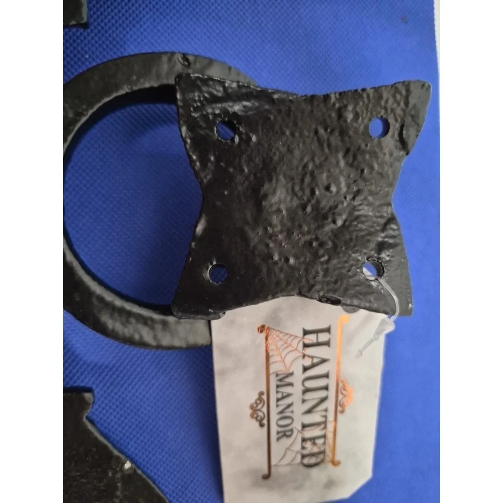 Haunted Manor Black Bat Metal Door Knocker Gothic Home Decor Halloween Spooky